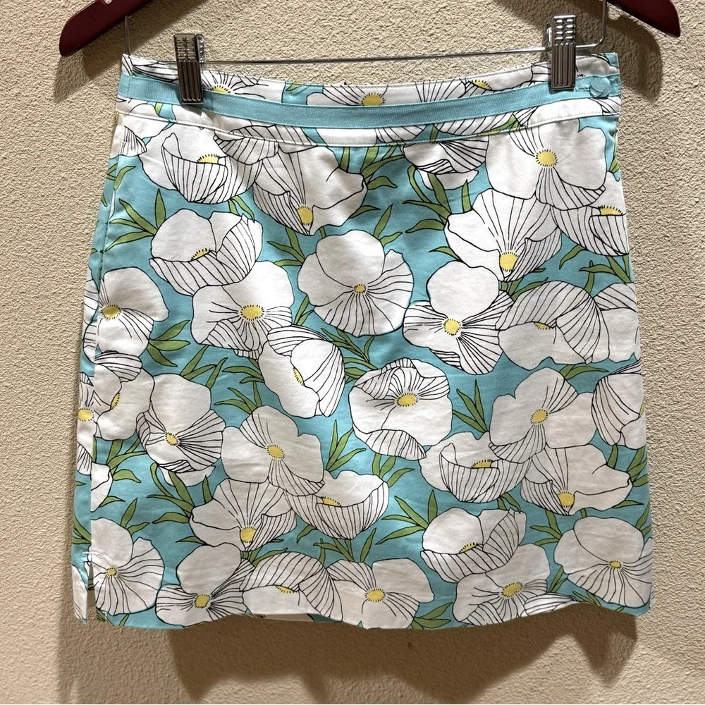 Evan Picone Pro Turquoise/White Poppy Flower Golf Skort Size 2. Pockets